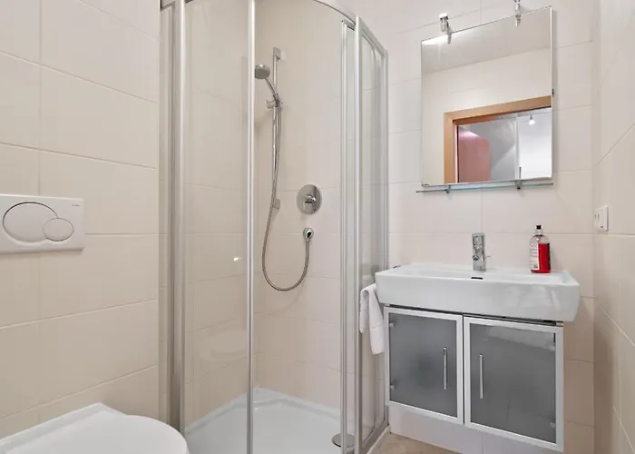 & Golf By Four Seasons *